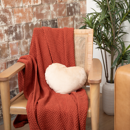 The HeartHug Pillow | כריות כובד בצורת לב