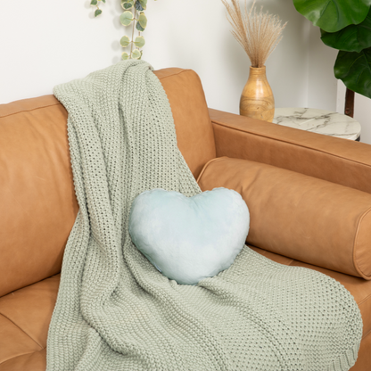 The HeartHug Pillow | כריות כובד בצורת לב