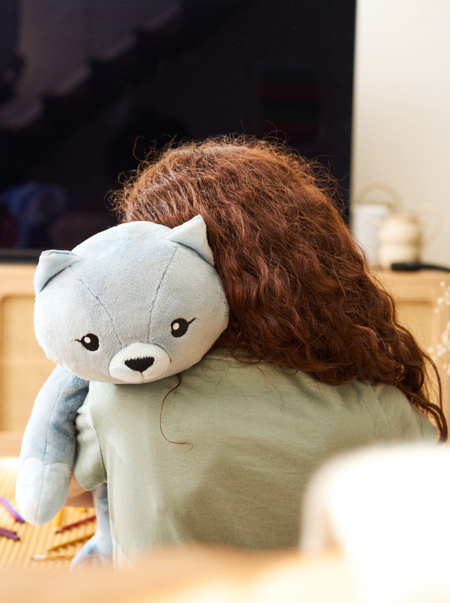 Hugimals - פראנקי החתול בובת כובד מחבקת